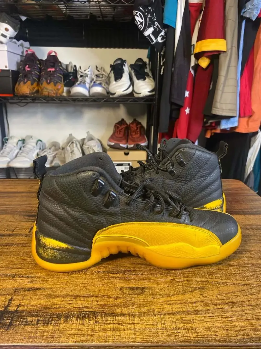 Nike Air Jordan 12 Retro University Gold Black Sneakers No Box No Insole
